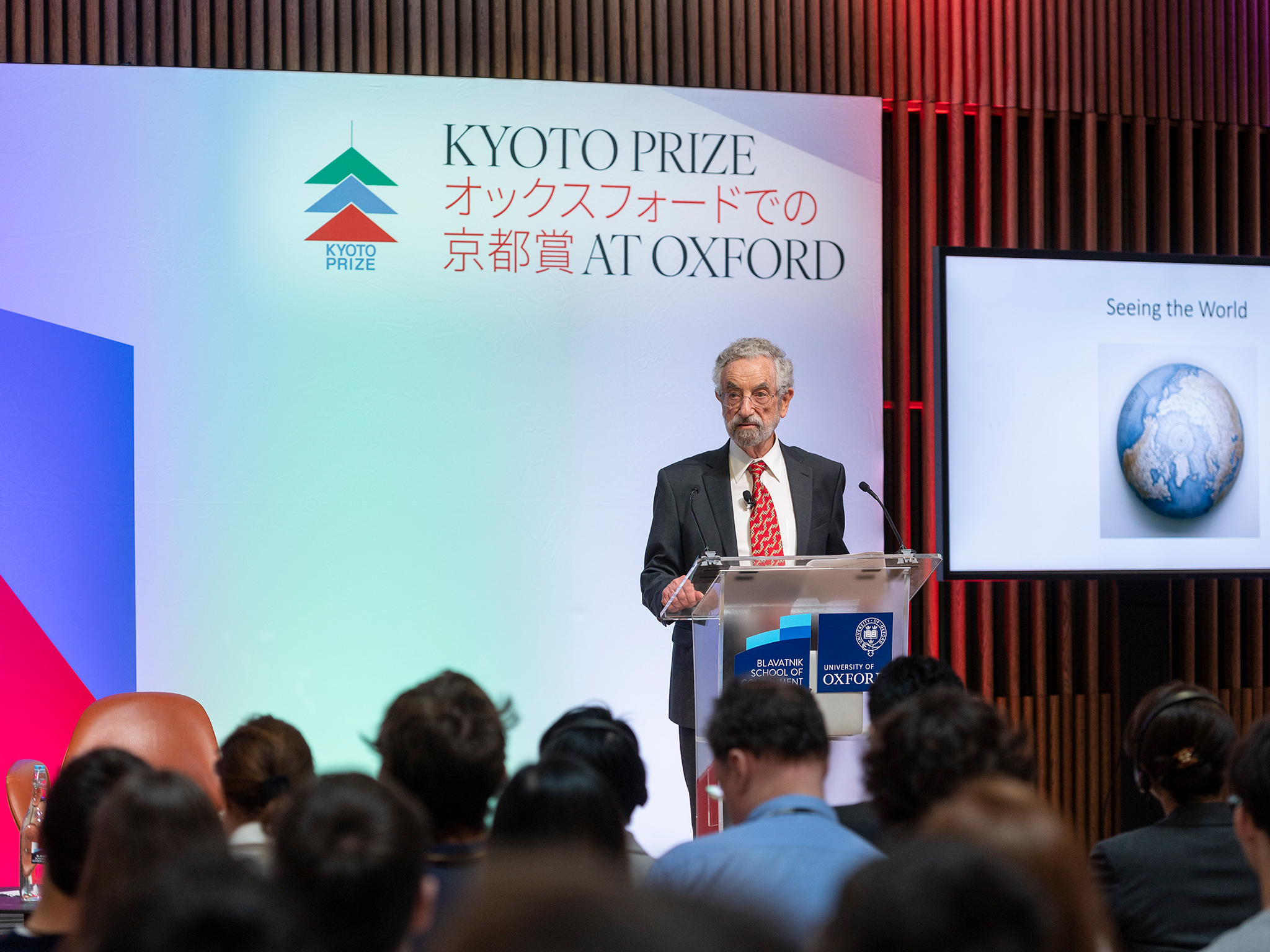 Kyoto Prize Laureates Lively Exchange at University of Oxford | Inamori ...