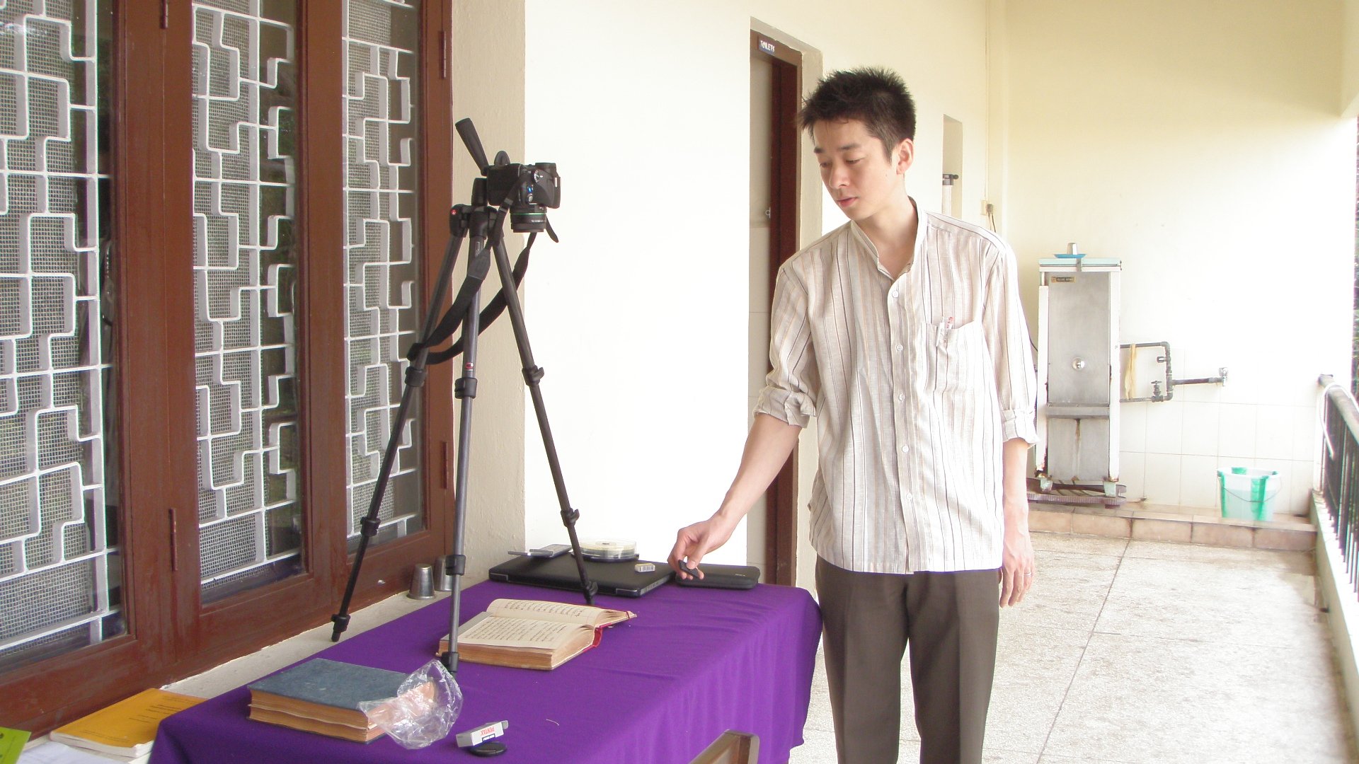 Dr. Shida in his postdoctoral period