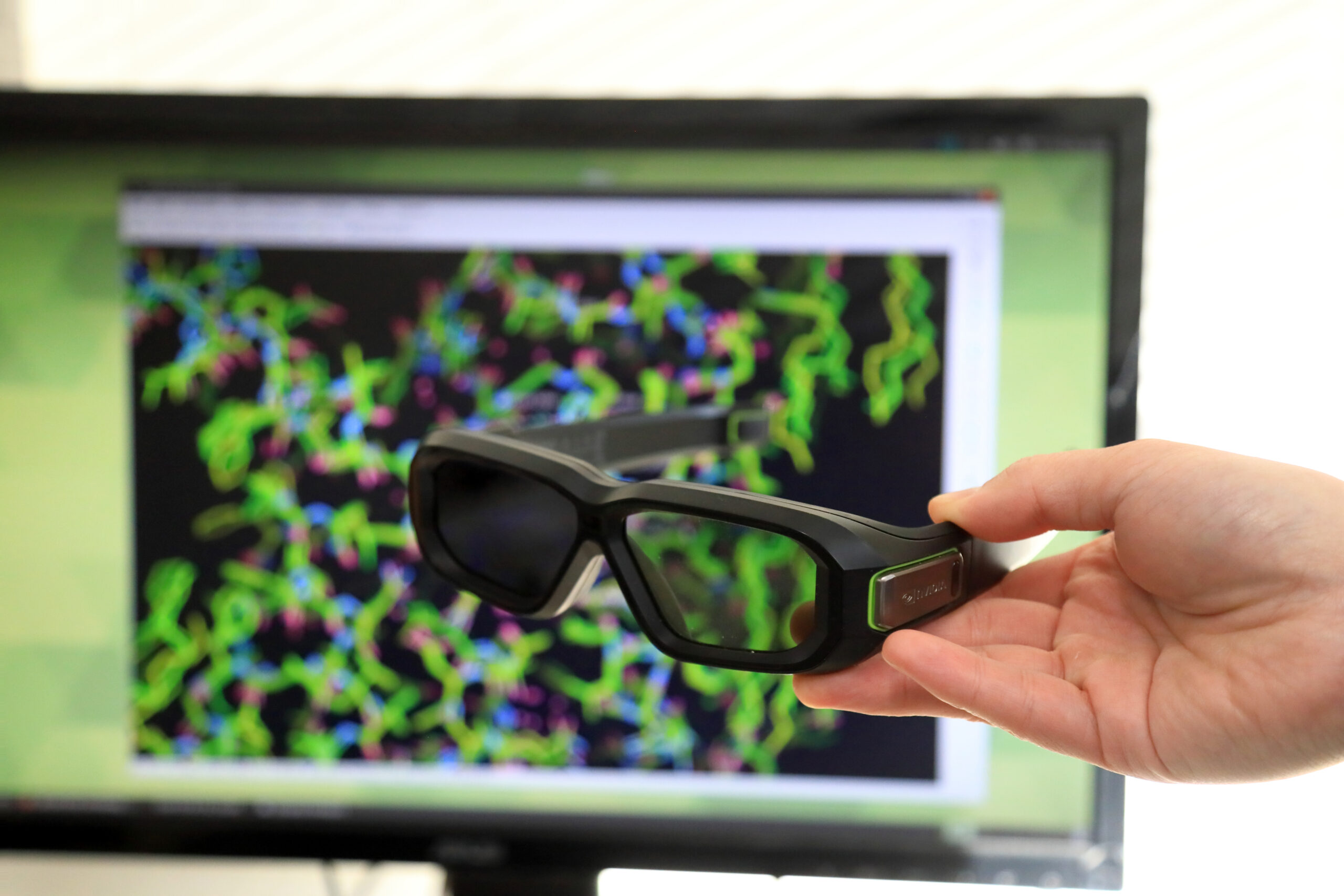 Dr. Suga’s 3D glasses